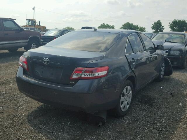 4T1BF3EK9BU665084 - 2011 TOYOTA CAMRY BASE GRAY photo 4