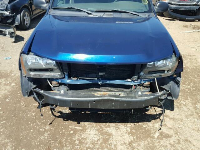 1GNDT13S522102484 - 2002 CHEVROLET TRAILBLAZE BLUE photo 9