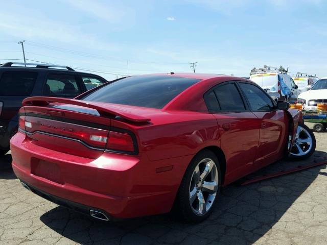 2C3CDXHG5CH126080 - 2012 DODGE CHARGER SX RED photo 4