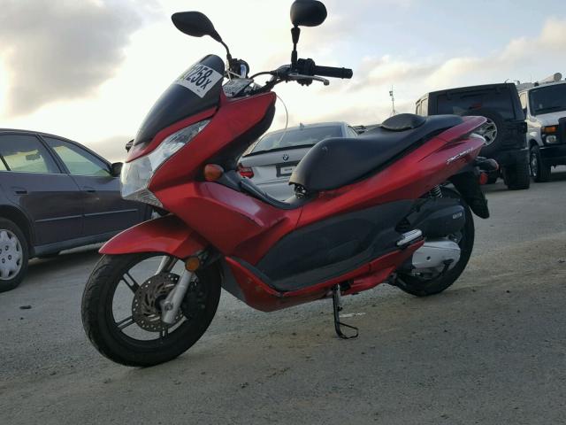 MLHKF1213D5005251 - 2013 HONDA PCX 150 RED photo 2