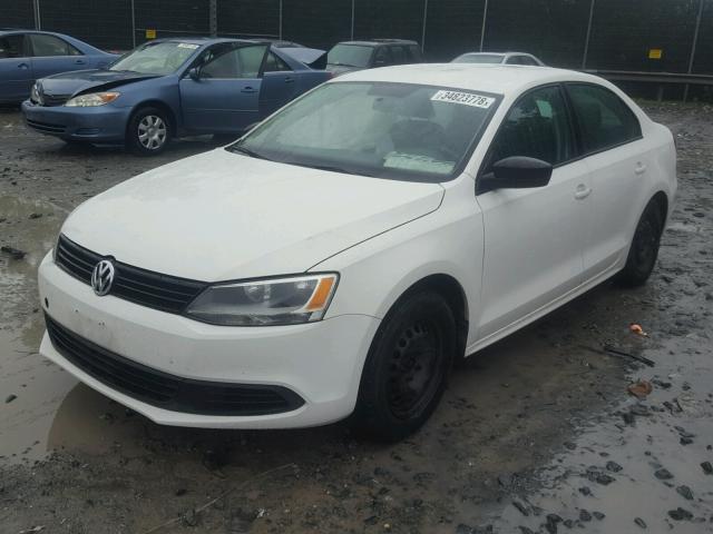 3VW2K7AJ0BM377797 - 2011 VOLKSWAGEN JETTA BASE 白色 照片 2