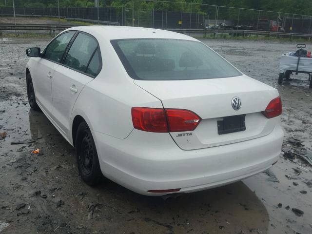 3VW2K7AJ0BM377797 - 2011 VOLKSWAGEN JETTA BASE 白色 照片 3