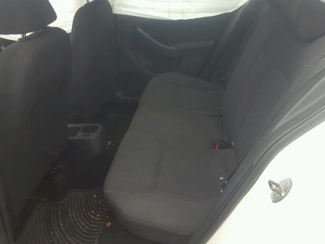 3VW2K7AJ0BM377797 - 2011 VOLKSWAGEN JETTA BASE 白色 照片 6