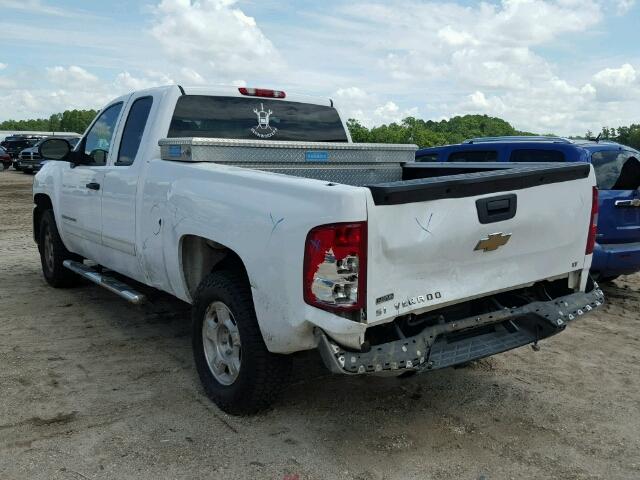 1GCEC29059Z136791 - 2009 CHEVROLET SILVERADO WHITE photo 3