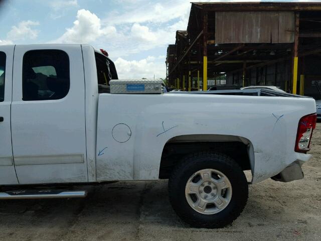 1GCEC29059Z136791 - 2009 CHEVROLET SILVERADO WHITE photo 9