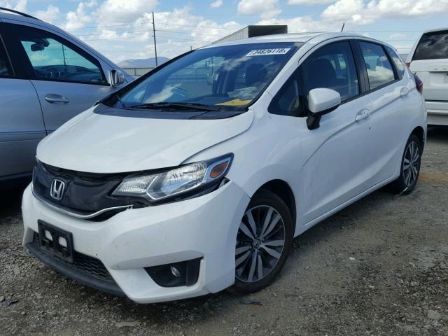 3HGGK5H83FM768739 - 2015 HONDA FIT EX WHITE photo 2