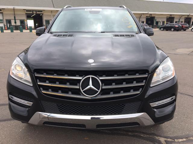 4JGDA5HB6CA027330 - 2012 MERCEDES-BENZ ML 350 4MA BLACK photo 8