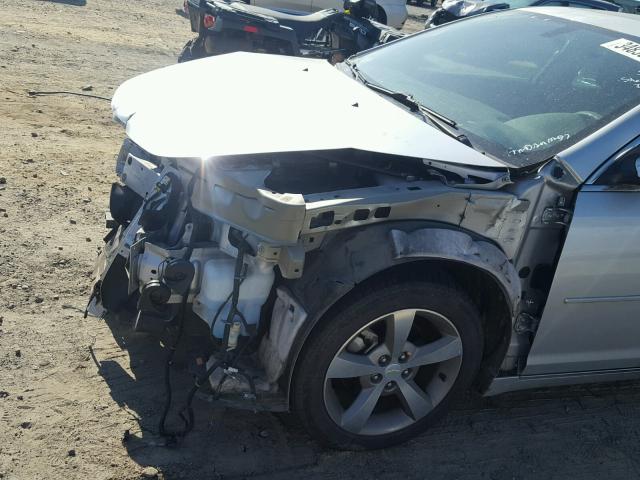 1G1ZC5E08CF186028 - 2012 CHEVROLET MALIBU 1LT 银色 照片 9