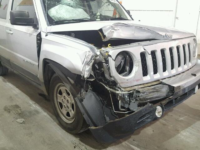 1J4NT1GA7BD271032 - 2011 JEEP PATRIOT SP SILVER photo 9