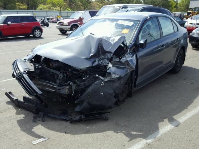 3VW2K7AJ1EM304345 - 2014 VOLKSWAGEN JETTA BASE 灰色 照片 2