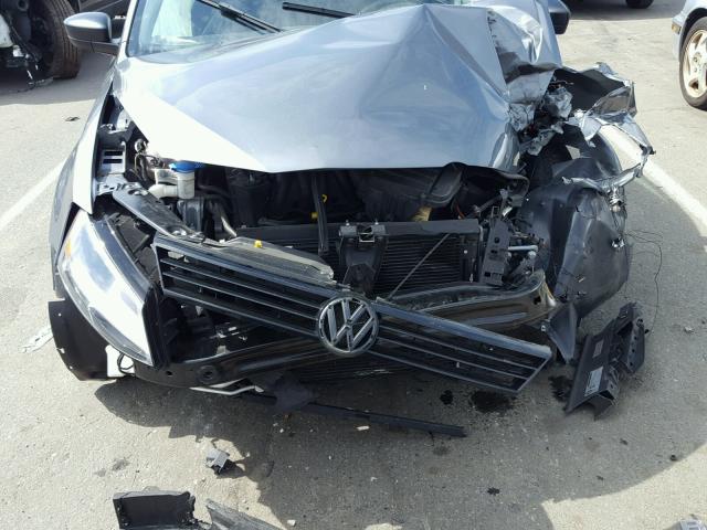 3VW2K7AJ1EM304345 - 2014 VOLKSWAGEN JETTA BASE 灰色 照片 7