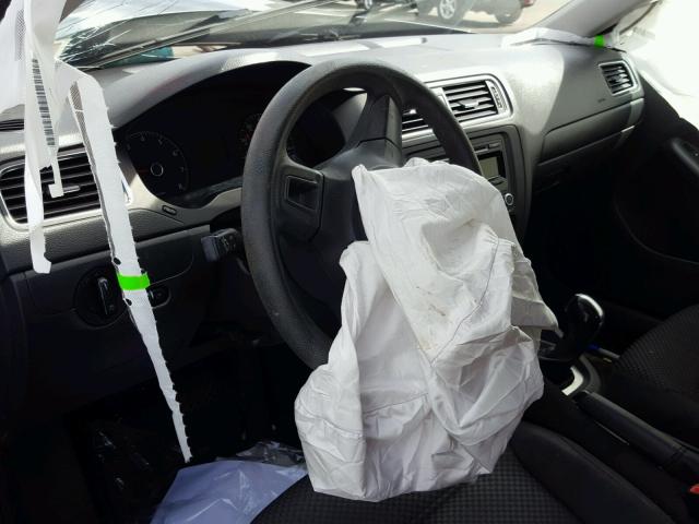 3VW2K7AJ1EM304345 - 2014 VOLKSWAGEN JETTA BASE 灰色 照片 9