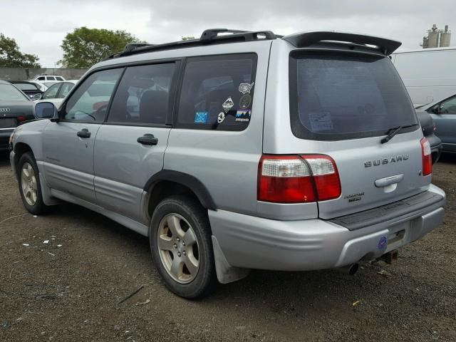 JF1SF65602H704443 - 2002 SUBARU FORESTER S SILVER photo 3