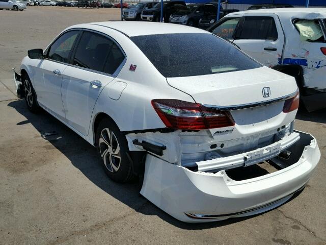 1HGCR2F3XHA125062 - 2017 HONDA ACCORD LX WHITE photo 3