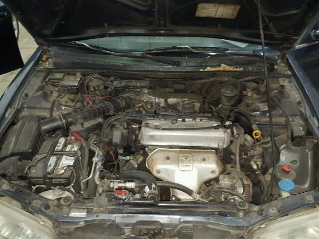 1HGCD5533VA258923 - 1997 HONDA ACCORD LX BLUE photo 7