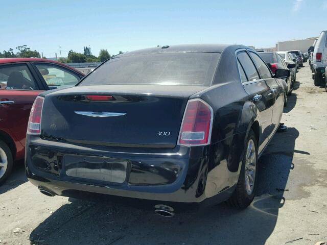 2C3CCACG4CH209488 - 2012 CHRYSLER 300 LIMITE BLACK photo 4