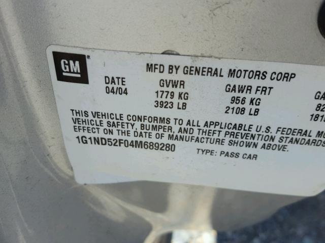 1G1ND52F04M689280 - 2004 CHEVROLET CLASSIC SILVER photo 10
