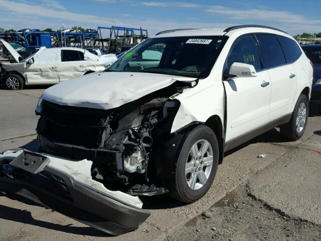 1GNKRJED2CJ340076 - 2012 CHEVROLET TRAVERSE L WHITE photo 2