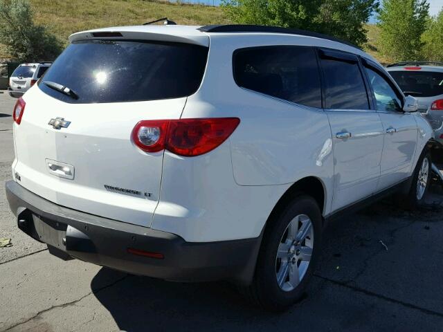 1GNKRJED2CJ340076 - 2012 CHEVROLET TRAVERSE L WHITE photo 4