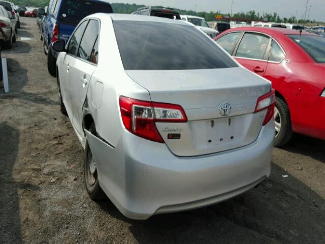 4T1BF1FK4DU644858 - 2013 TOYOTA CAMRY SILVER photo 3