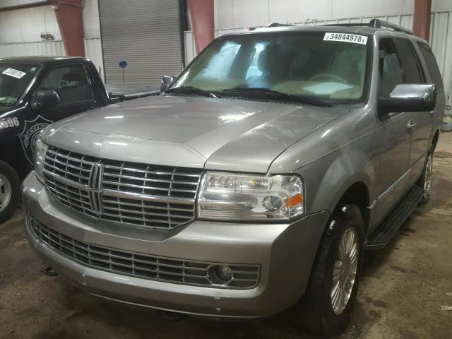 5LMFU28508LJ16084 - 2008 LINCOLN NAVIGATOR 灰色 照片 2