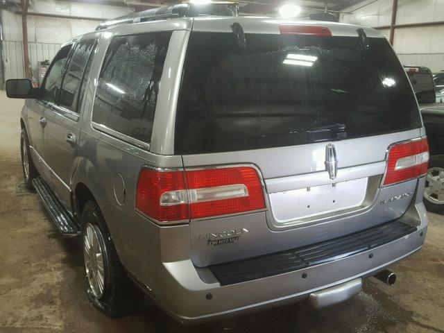 5LMFU28508LJ16084 - 2008 LINCOLN NAVIGATOR 灰色 照片 3