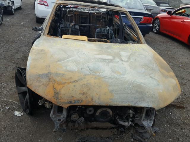 WAUVVAFR8AA084256 - 2010 AUDI S5 PRESTIG BLACK photo 10