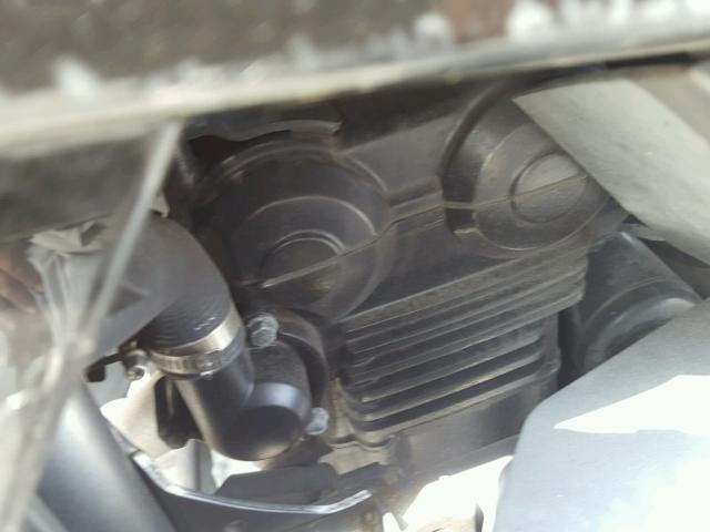 JKAEXEC119DA44028 - 2009 KAWASAKI EX650 C 黑色 照片 7