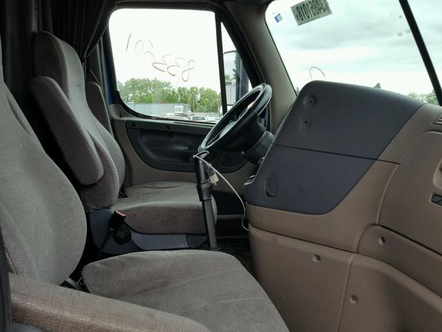 1FUJGLDR4CSBF6648 - 2012 FREIGHTLINER CASCADIA 1 BLUE photo 5