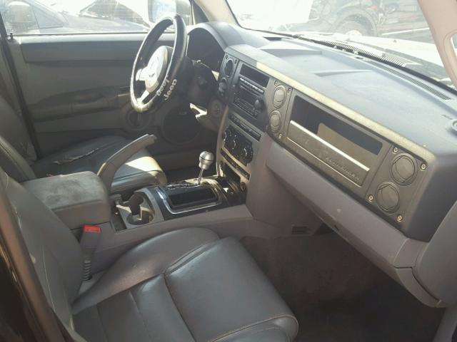 1J8HG48K87C613366 - 2007 JEEP COMMANDER BLACK photo 5