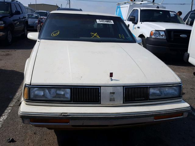 1G3HN54C4JW391478 - 1988 OLDSMOBILE DELTA 88 R WHITE photo 9