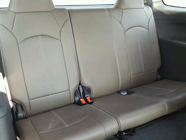 1GKKRRKD6GJ118517 - 2016 GMC ACADIA SLT Biały zdjęcie 9