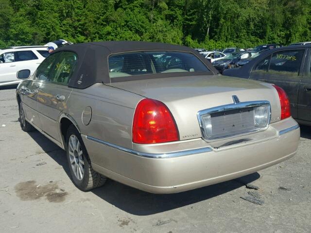 1LNHM81WX6Y628694 - 2006 LINCOLN TOWN CAR S GRAY photo 3