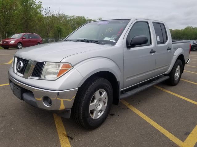 1N6AD07W45C432953 - 2005 NISSAN FRONTIER C SILVER photo 2