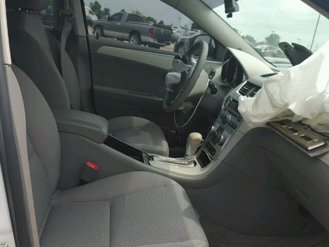 1G1ZC5E11BF198903 - 2011 CHEVROLET MALIBU 1LT 白色 照片 5