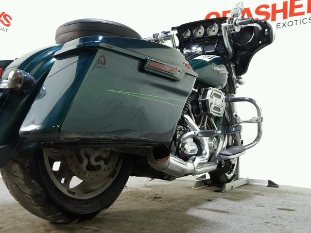 1HD1KRM18FB633766 - 2015 HARLEY-DAVIDSON FLHXS STRE GREEN photo 17