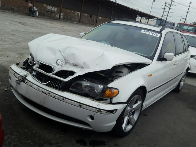 WBAEN334X5PC13723 - 2005 BMW 325 IT WHITE photo 2