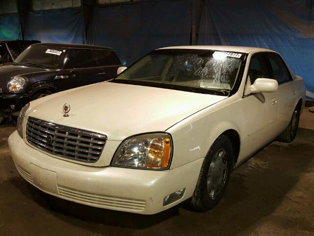 1G6KD54YX1U136126 - 2001 CADILLAC DEVILLE WHITE photo 2