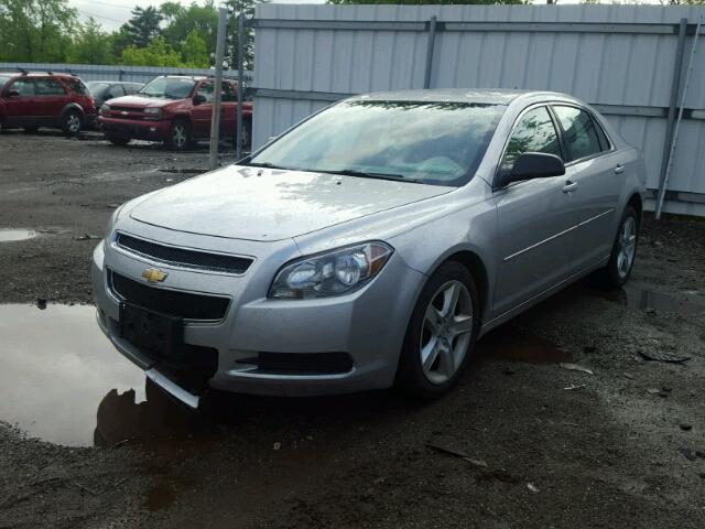 1G1ZB5EB0AF296685 - 2010 CHEVROLET MALIBU LS SILVER photo 2