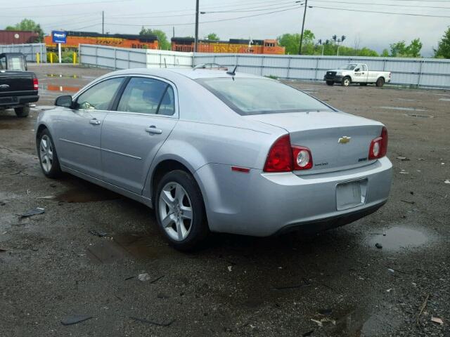 1G1ZB5EB0AF296685 - 2010 CHEVROLET MALIBU LS SILVER photo 3