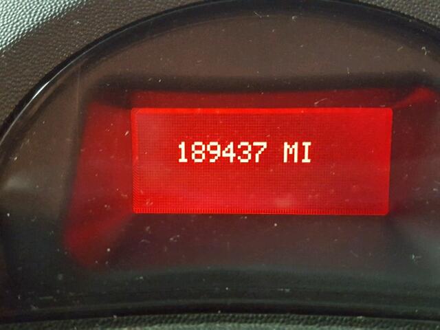 2G2WP552361130773 - 2006 PONTIAC GRAND PRIX SILVER photo 8