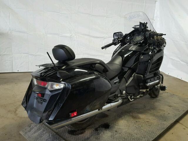 JH2SC6844DK001535 - 2013 HONDA GL1800 B BLACK photo 4