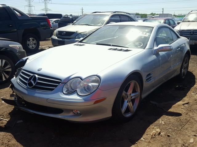 WDBSK75F86F111098 - 2006 MERCEDES-BENZ SL 500 SILVER photo 2