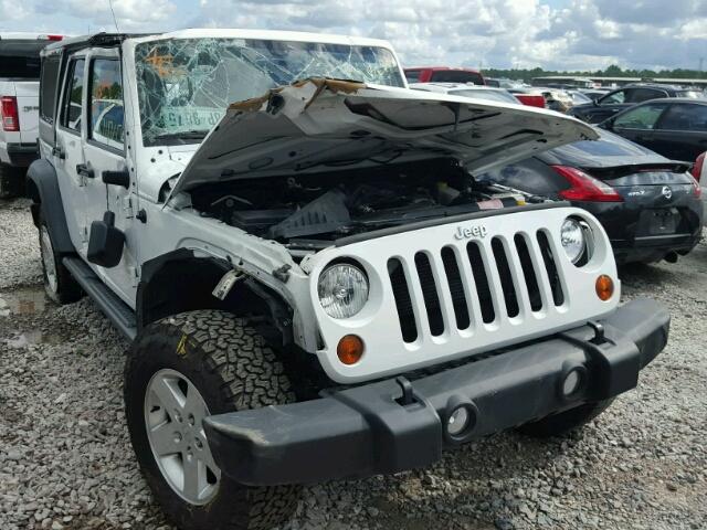 1C4HJWDG1DL654360 - 2013 JEEP WRANGLER U WHITE photo 1