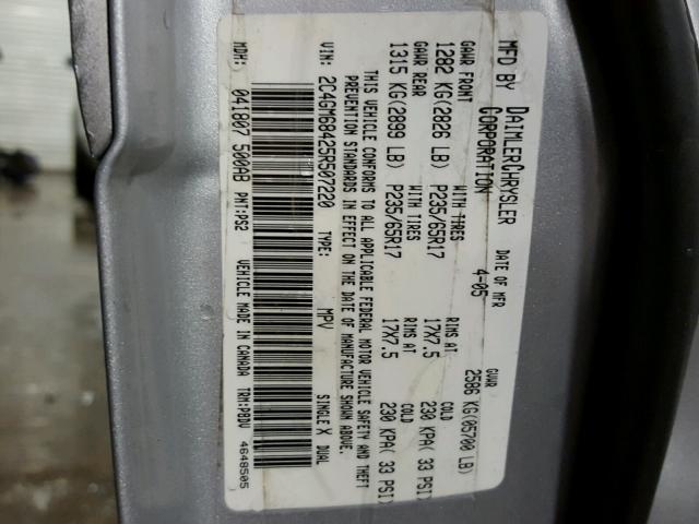 2C4GM68425R507220 - 2005 CHRYSLER PACIFICA T SILVER photo 10