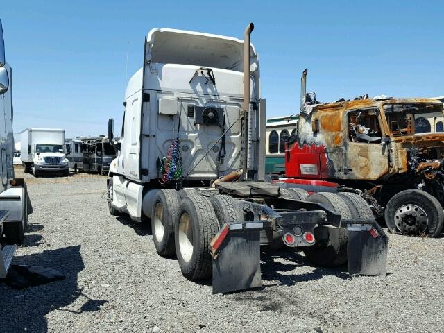 1FUJGLDR8ASAR7248 - 2010 FREIGHTLINER CASCADIA 1 WHITE photo 3