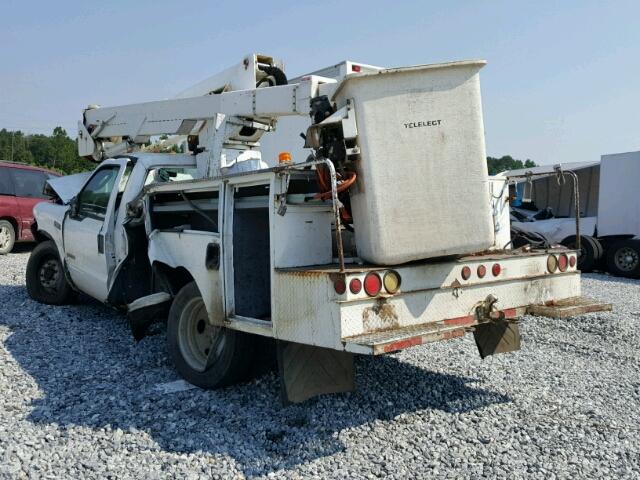 1FDAF57P73EC35646 - 2003 FORD F550 WHITE photo 3