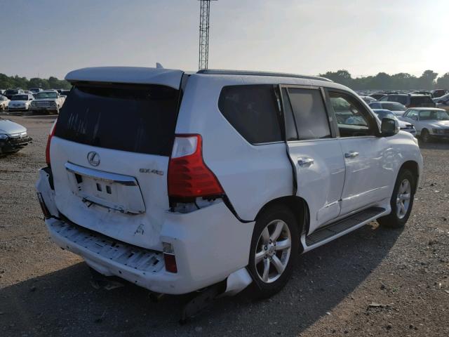 JTJBM7FX3D5060192 - 2013 LEXUS GX BASE WHITE photo 4