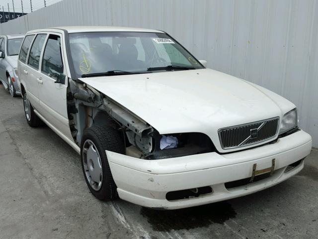 YV1LW5541W2422273 - 1998 VOLVO V70 WHITE photo 9