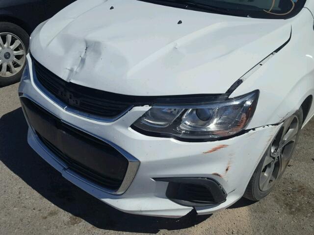 1G1JF5SB9H4117314 - 2017 CHEVROLET SONIC PREM WHITE photo 9